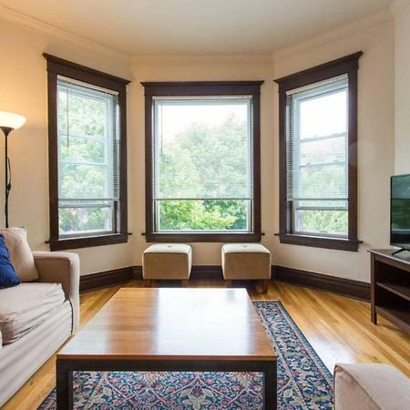 Wrigley Oasis! Steps From The Field! - 3Bd 1Ba Apartamento Chicago Exterior foto