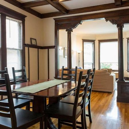 Wrigley Oasis! Steps From The Field! - 3Bd 1Ba Apartamento Chicago Exterior foto